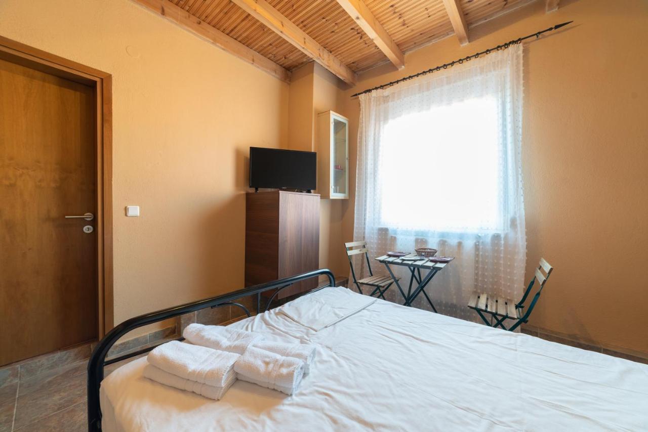 Maison Agistro Hotell Ángistron Exteriör bild