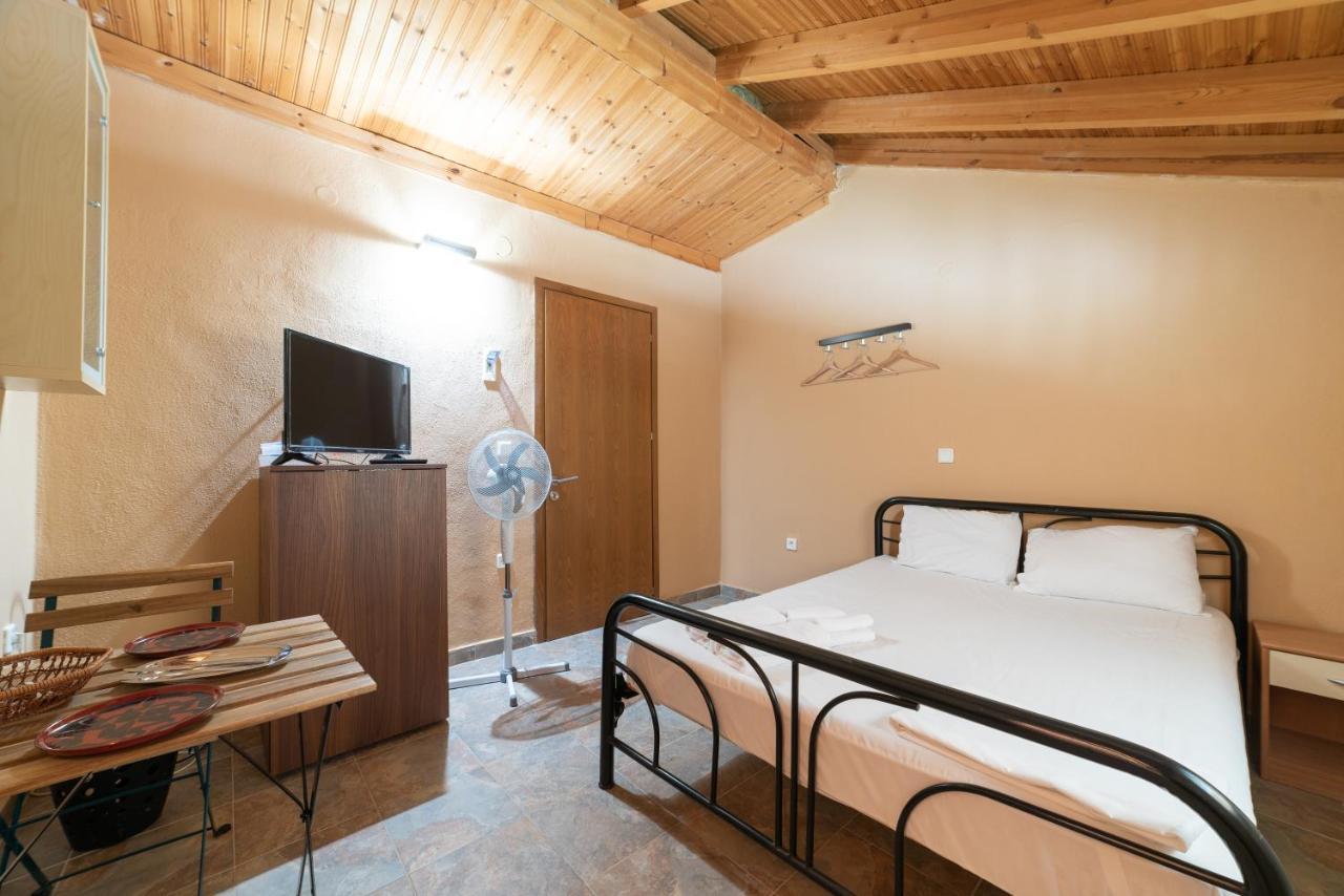 Maison Agistro Hotell Ángistron Exteriör bild